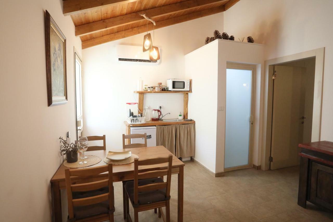 Lakeside Terrace Neot Golan Exterior foto