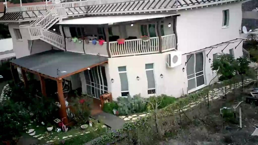 Lakeside Terrace Neot Golan Exterior foto